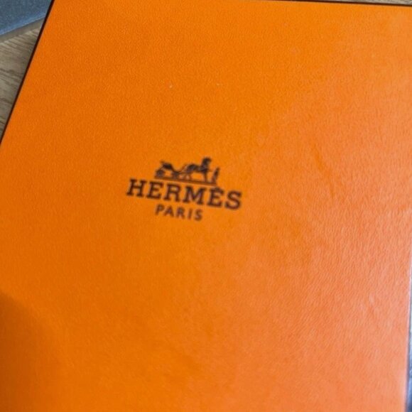 Hermes Hermès Necklace Pendant White - not the mini size one - Picture 6 of 10